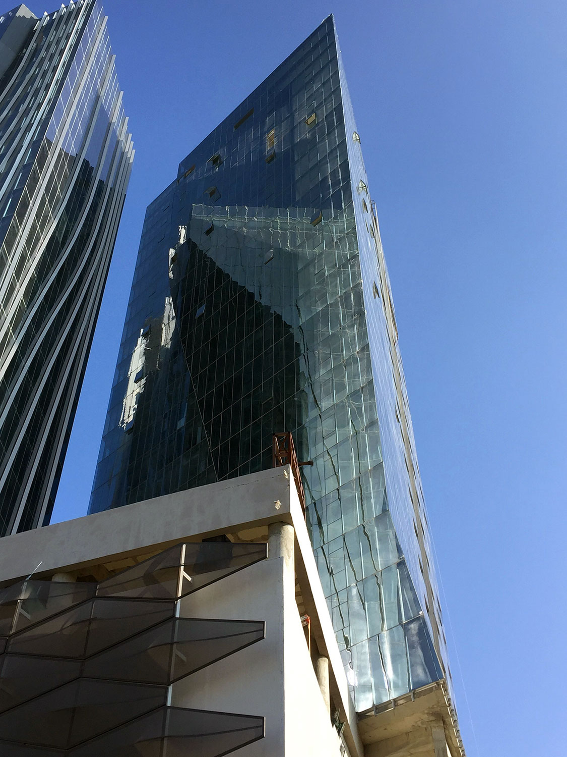 high_life_residence_guadalajara_fachada_cristal_3